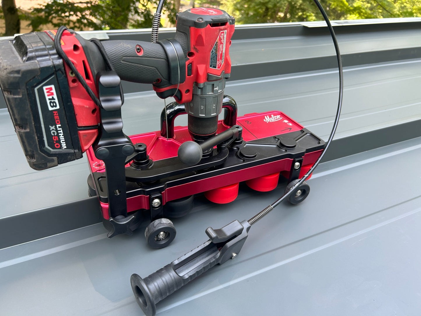 Malco FSXS2 Power-Assisted Standing Seam Seamer – 2″ Double Lock