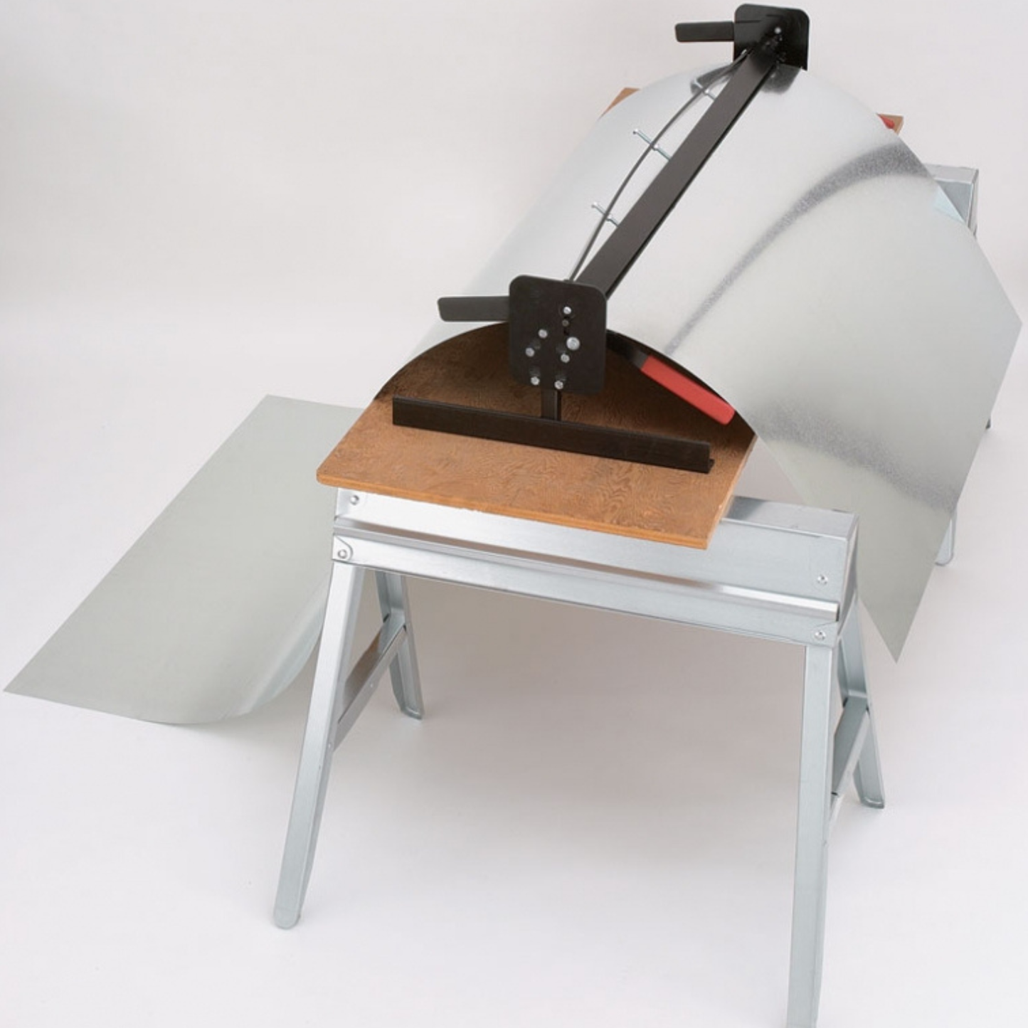 Malco MB48A Portable Mini-Brake – 48″ Sheet Metal Brake (Up to 135° Bends)